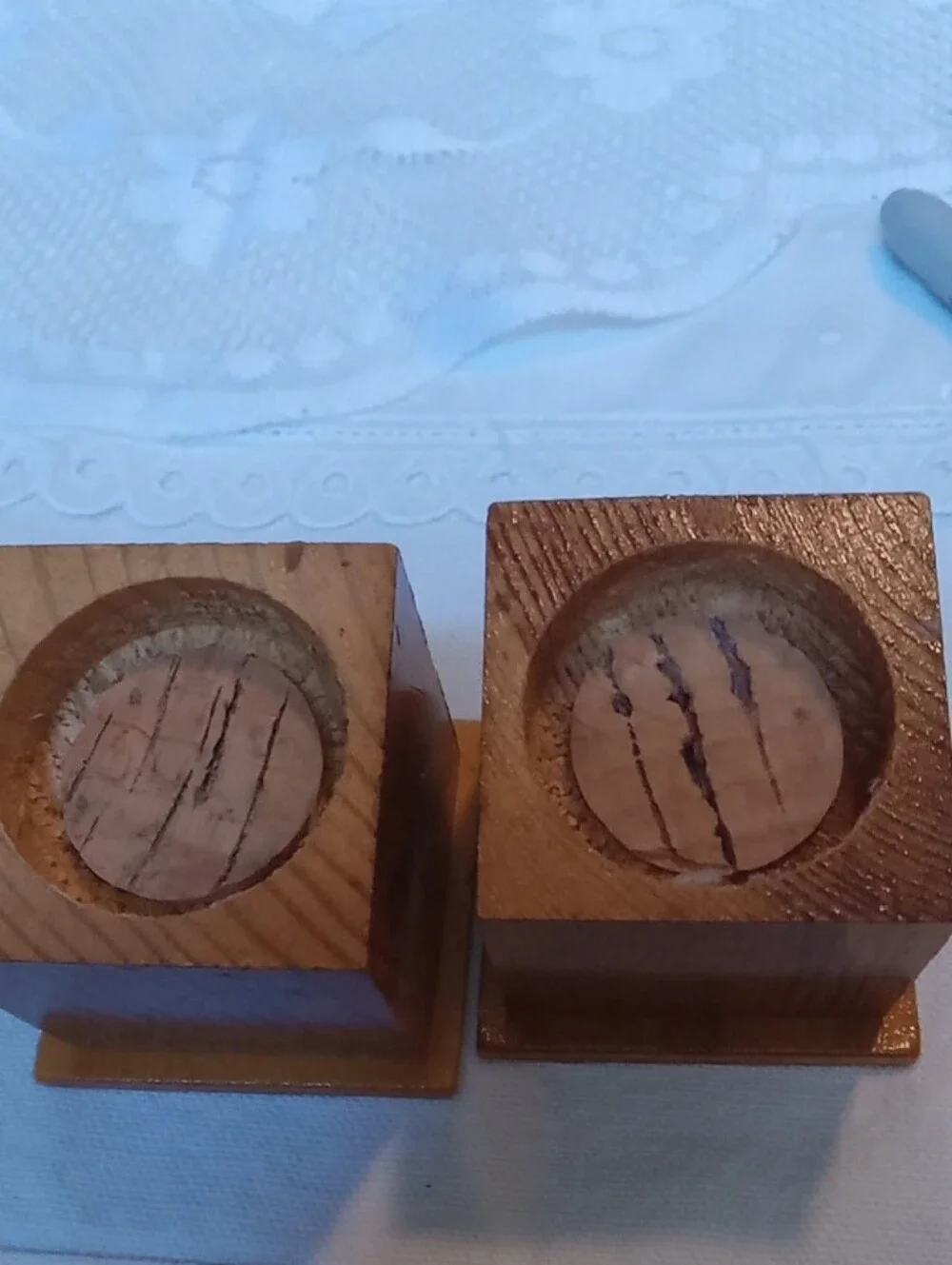 Wooden Outhouse Ma & Pa Salt and Pepper Shakers